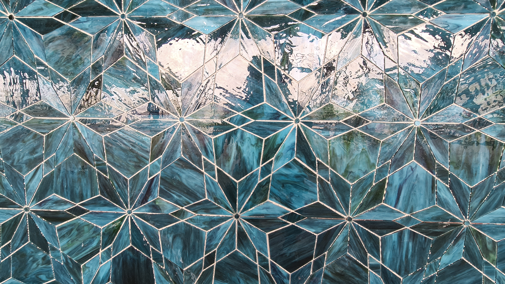 Ceramic tiles and details in contemporary landscape architecture